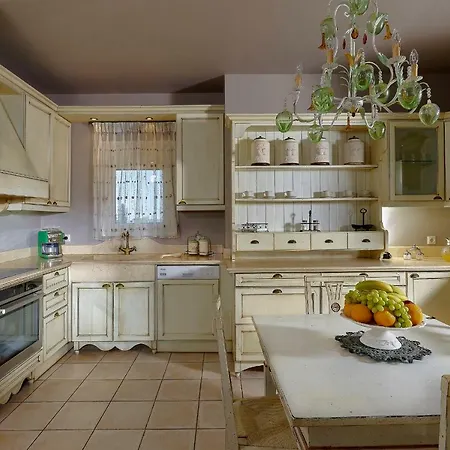 Living E-motion Villa